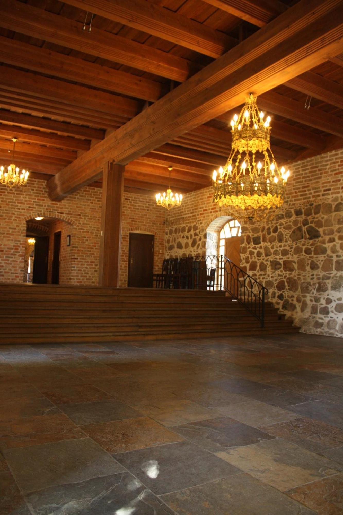 Klasztor Cedynia Hotel 外观 照片