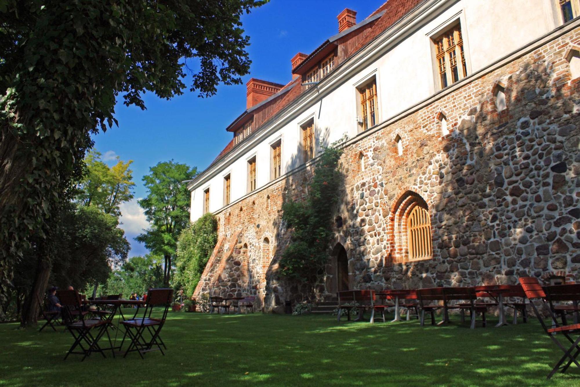 Klasztor Cedynia Hotel 外观 照片